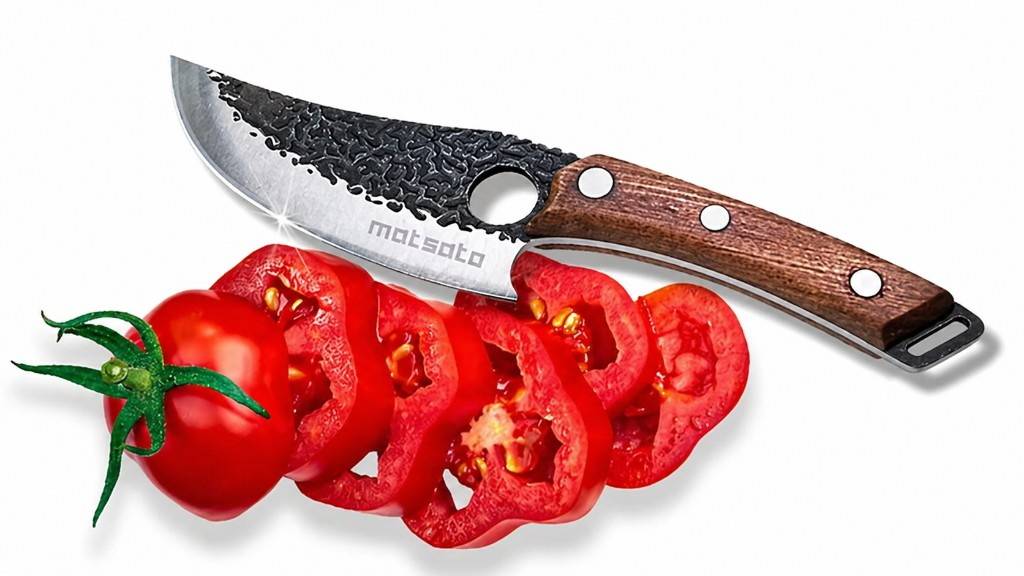 Matsato keukenmes met gesneden tomaat